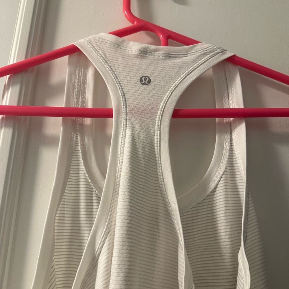 Lululemon tank top
